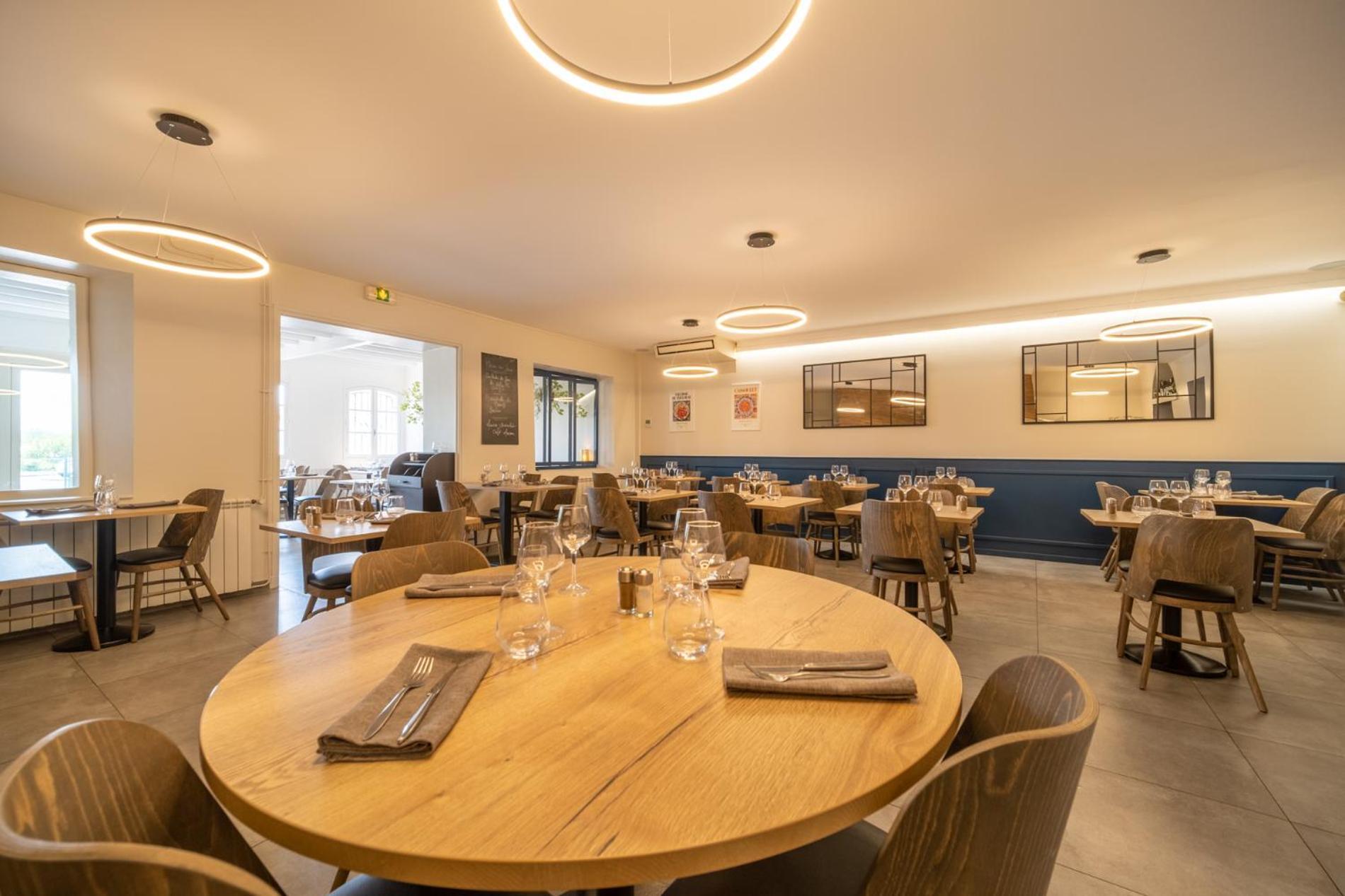 Hotel Restaurant Du Lauragais Logis De France Вильфранш-де-Лораге Экстерьер фото